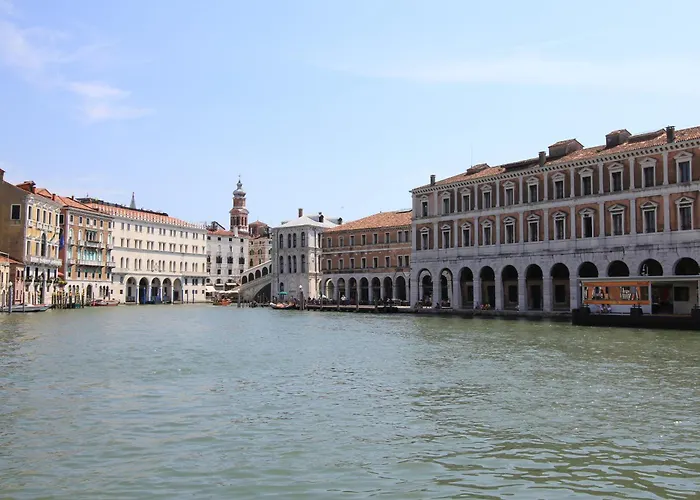 City Apartments Rialto